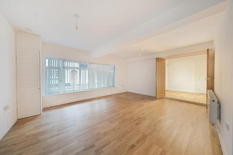 undefined, Newbury, Berkshire, RG14