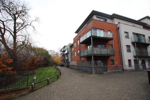 1 bedroom flat for sale, London, SE13