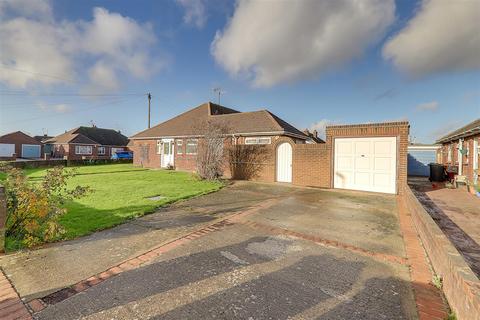 2 bedroom semi-detached bungalow for sale, Heathfield Close, Worthing BN13
