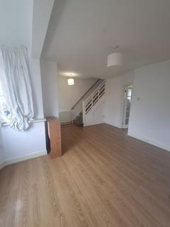 3 bedroom terraced house to rent, Westdean Avenue, SE12 9NH