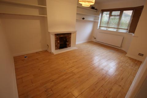 2 bedroom flat to rent, London, SE6