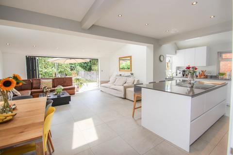 undefined, Loseberry Road, Claygate, KT10
