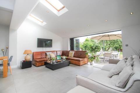 undefined, Loseberry Road, Claygate, KT10