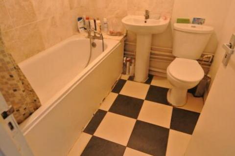 2 bedroom flat for sale, London, SE13