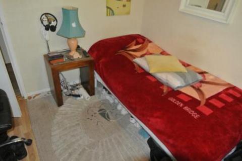 2 bedroom flat for sale, London, SE13