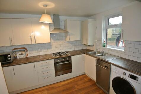 236954 oakleylodge IMG 01 0001 max 476x317