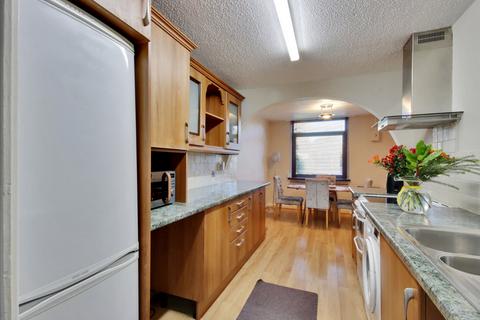 3 bedroom terraced house for sale, Bazes Shaw, New Ash Green, Longfield, Kent, DA3