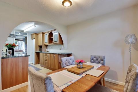 3 bedroom terraced house for sale, Bazes Shaw, New Ash Green, Longfield, Kent, DA3