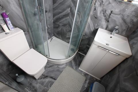 3 bedroom terraced house for sale, London, SE9