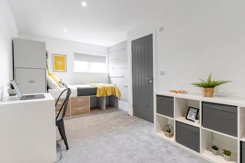 undefined, Fawcett Road, Hampshire PO4