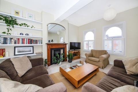 undefined, Linden Grove, London SE15
