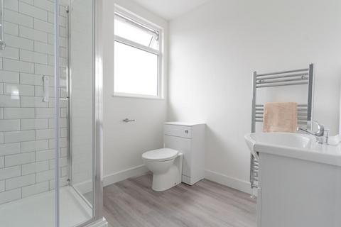 7 bedroom terraced house to rent, Margate Road, Hampshire PO5
