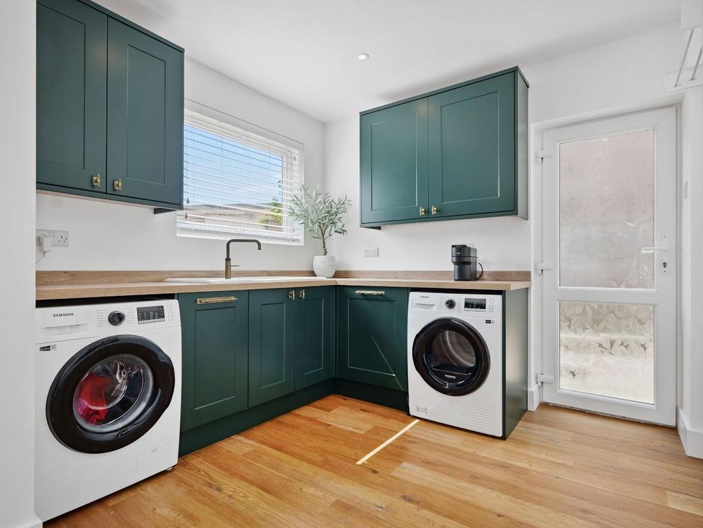 Jpeg-optimizer P1448384.jpg