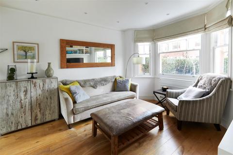 undefined, Riverview Road, Chiswick, W4
