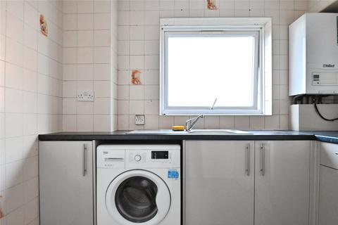 2 bedroom apartment for sale, Gurney Close, Barking, IG11
