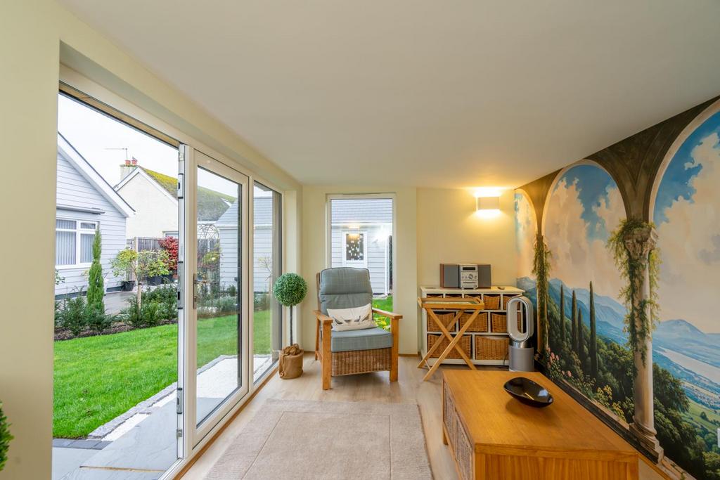 Garden Room.jpg