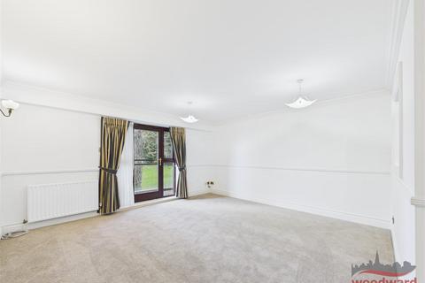 undefined, Lychgate Manor, Roxborough Park, Harrow on the Hill