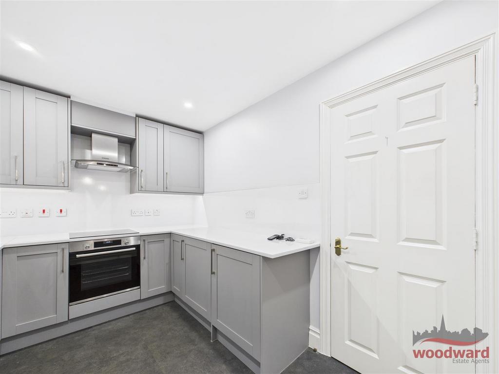 CAM05267 G0-PR0162-STILL021.jpg