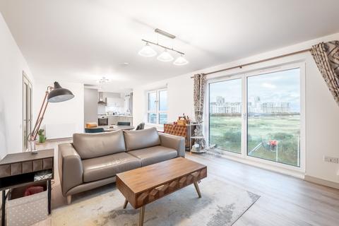 14/10 Sandpiper Drive, Newhaven, Edinburgh, EH6