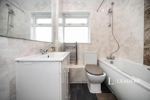 undefined, Elm Park Close, Houghton Regis, Dunstable, LU5