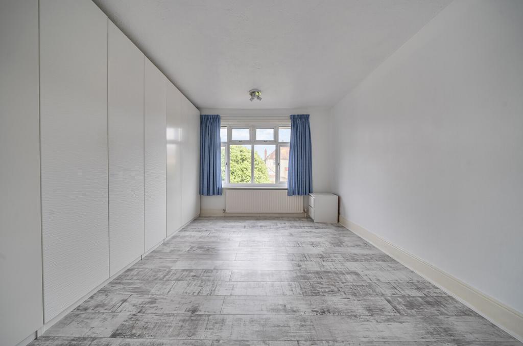 1387292-18-6932f3...