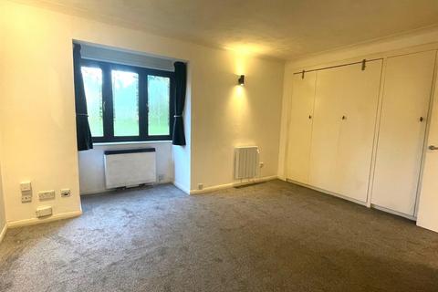 undefined, Oak Avenue, Ickenham