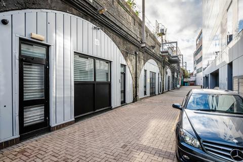 Office to rent, Leman St London E1 8EU