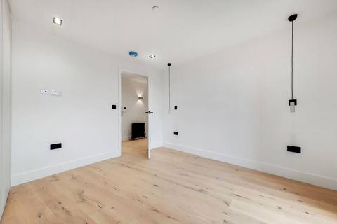 undefined, Heaton Road, Peckham, London, SE15