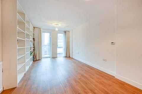 1 bedroom flat to rent, Leighfield Court, Acton, London, W3