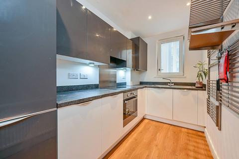 1 bedroom flat to rent, Leighfield Court, Acton, London, W3