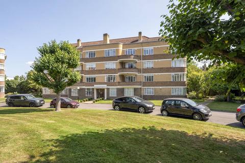 3 bedroom flat to rent, Heath Rise, Putney, London, SW15