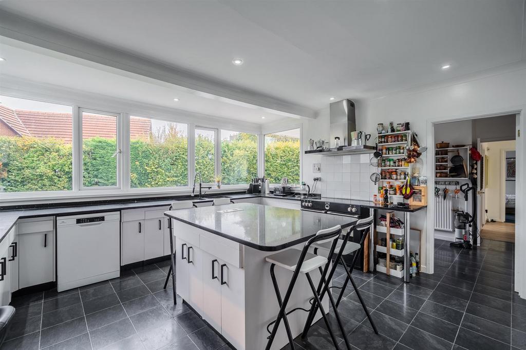 1 Parc Close-37.jpg