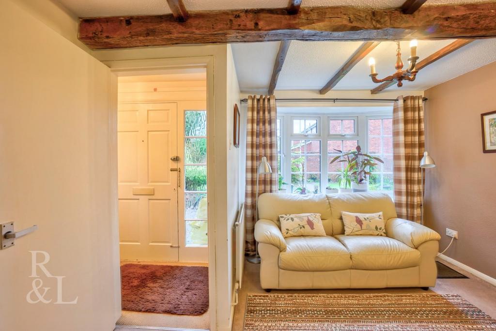 10 Trinity Court (4).jpg