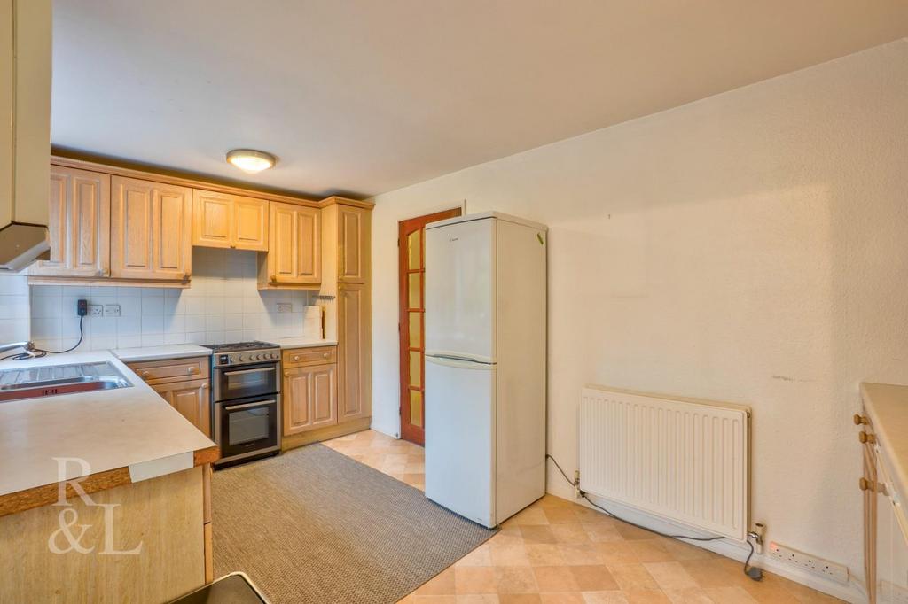 10 Trinity Court (13).jpg