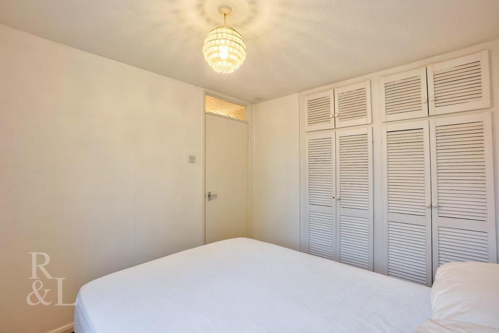 10 Trinity Court (9).jpg