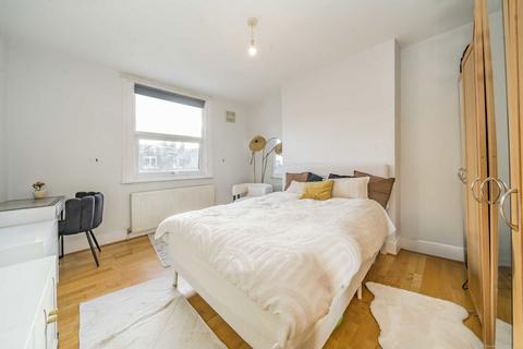 2 bedroom flat for sale, Bramston Road, London NW10