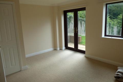 undefined, Angus Close, Kenilworth, CV8