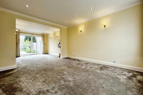 3 bedroom semi-detached house for sale, Burroway Road, Langley SL3