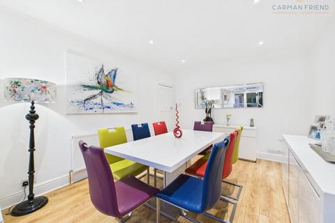 undefined, Shaftesbury Avenue, Vicars Cross, CH3