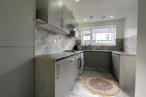 undefined, Cyfarthfa Street, Cardiff