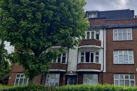 Carshalton Road, Sutton SM1