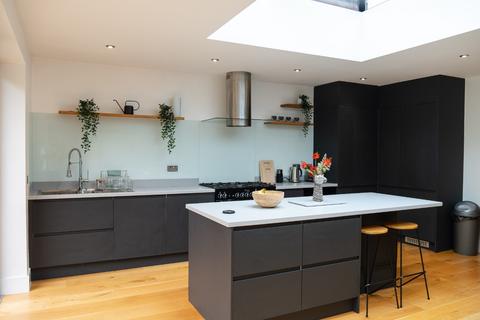 undefined, South Knighton Road, Leicester, LE2 3LP