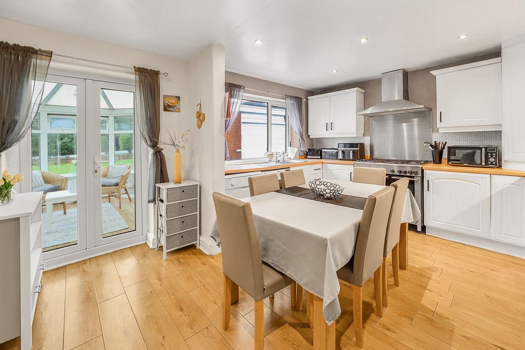 Kitchen Diner