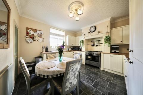 2 bedroom end of terrace house for sale, Potterill Lane, Sutton-On-Hull, Hull