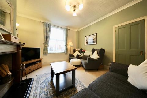 2 bedroom end of terrace house for sale, Potterill Lane, Sutton-On-Hull, Hull