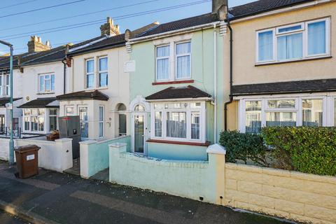 2 bedroom terraced house for sale, Longfellow Road, Gillingham,