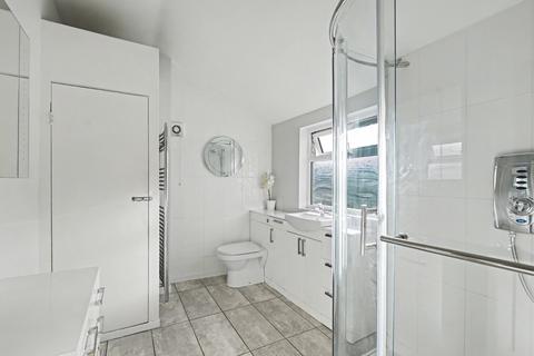 2 bedroom terraced house for sale, Longfellow Road, Gillingham,