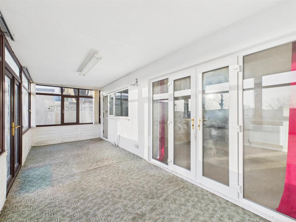 CAM02295 G0-PR0361-STILL013.jpg