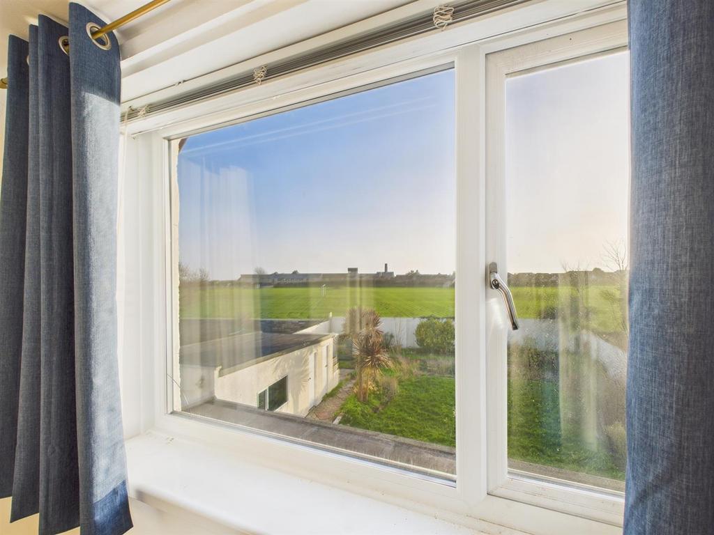 CAM02295 G0-PR0361-STILL017.jpg