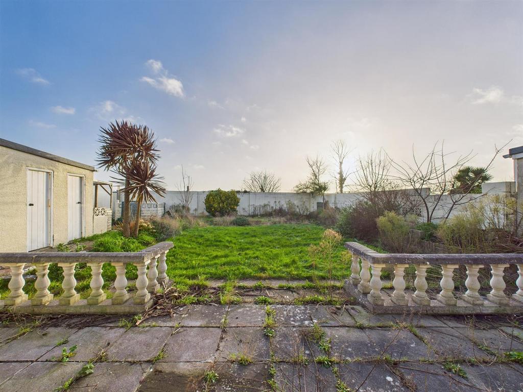 CAM02295 G0-PR0361-STILL003.jpg